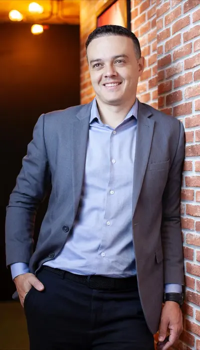 Bruno Manzela - CEO e Fundador do Grupo Manzela